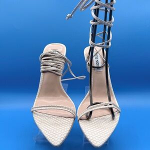 Steve Madden Premier Bone Open Toe Heel Size NEW
